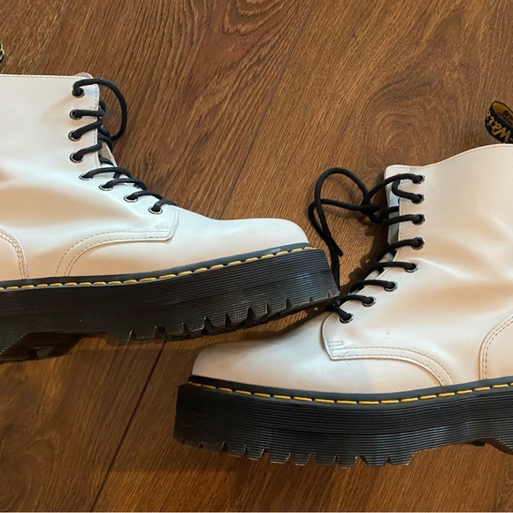 Dr.Martens Jadon platform boots. Size 9 - Picture 2 of 7